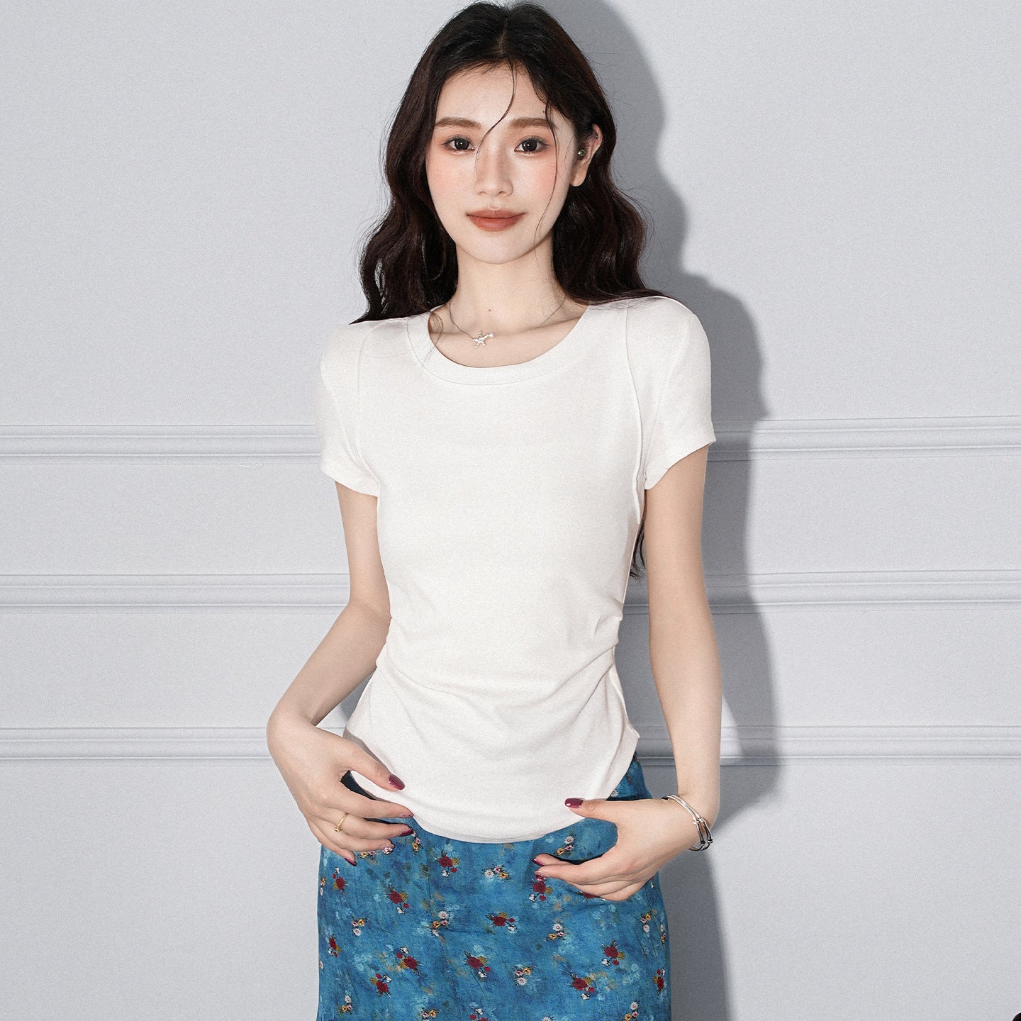Round Neck Pleated Irregular Hem Short Sleeve T-Shirt for Women eprolo