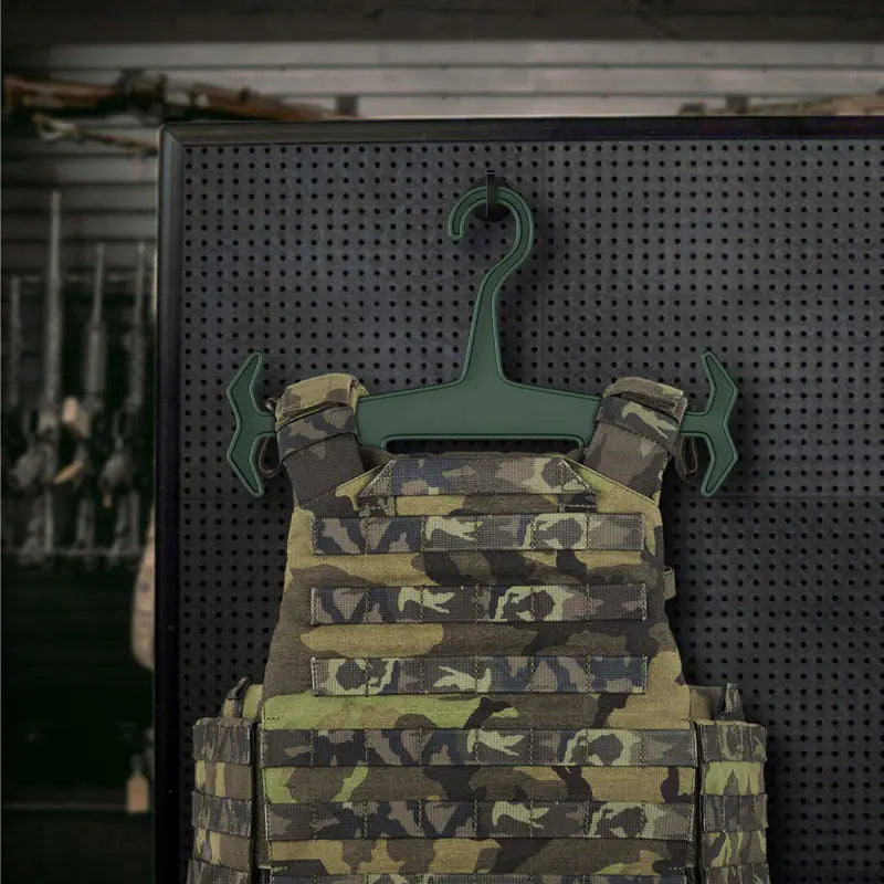 Heavy-Duty Gear Rack, Hunting Tactical Vest, Pendant, Diving Suit, Paintball & Airsoft Equipment Display. eprolo