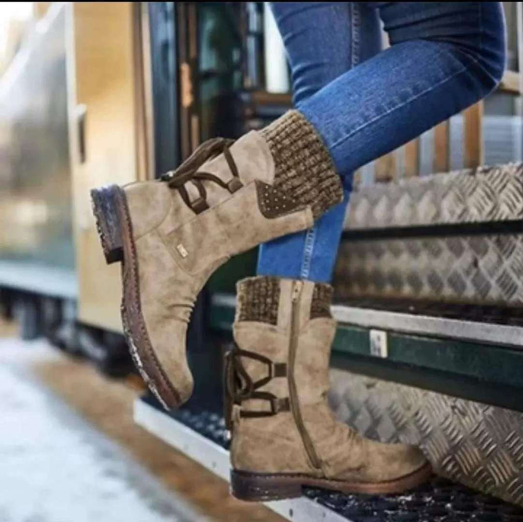 Medium size flat bottomed Martin boots with square heel and back strap thin leather boots eprolo