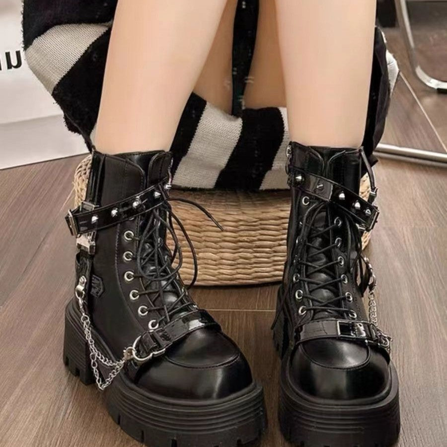 Thick soled Martin boots eprolo