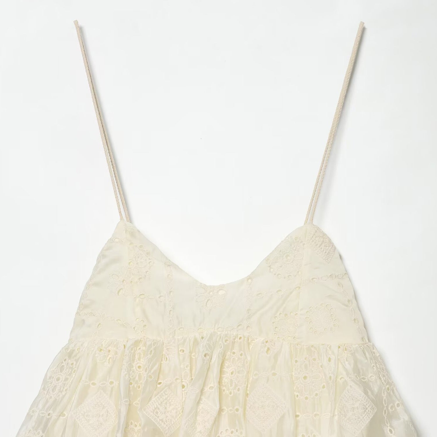 Spicy Girl Hollow Embroidered Bubble Short Top eprolo