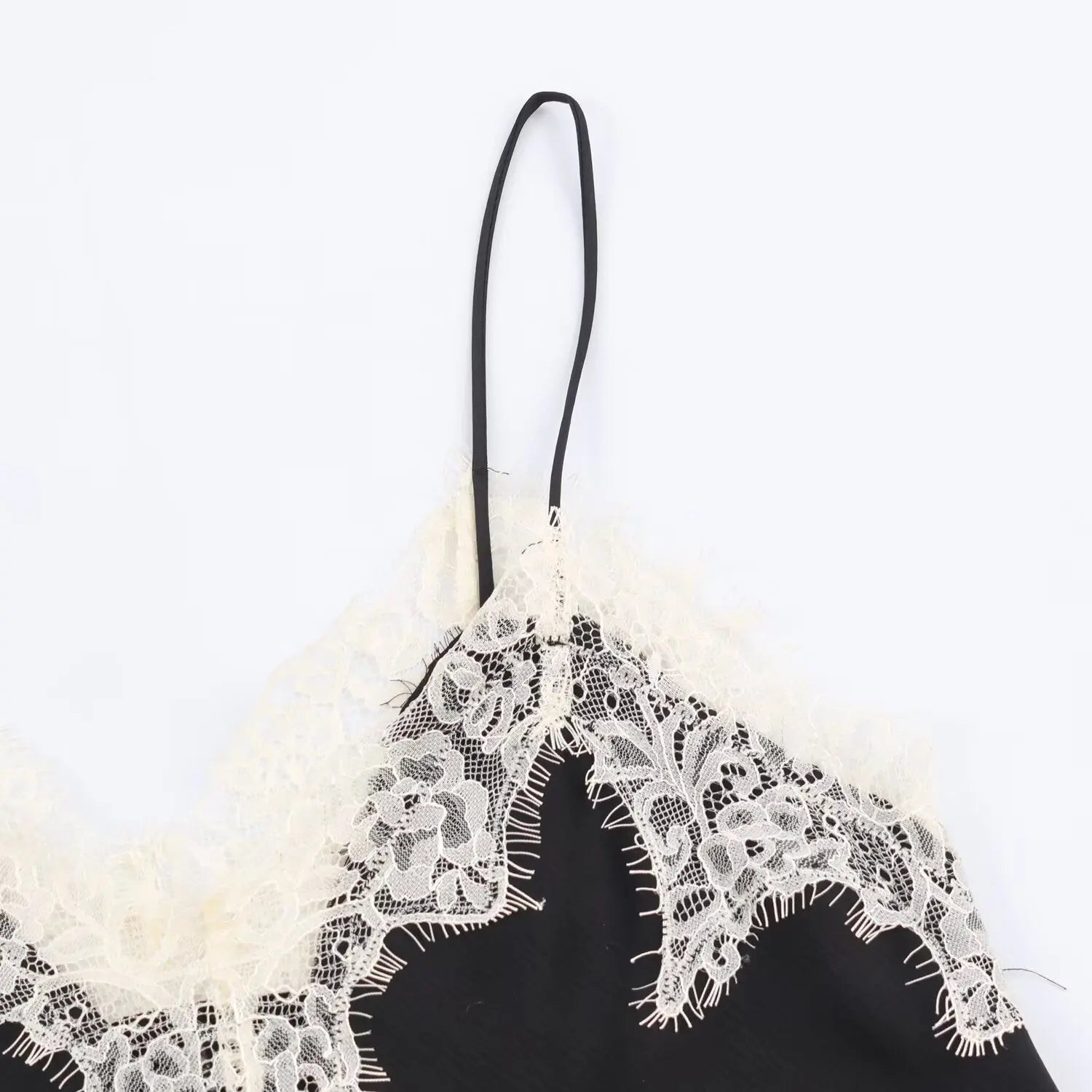 Color blocked lace satin textured top eprolo