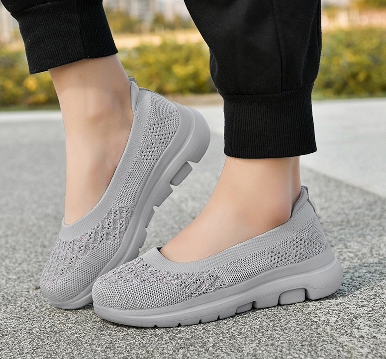 Ankle Socks Flat Knit Shoes Women Casual Solid Color Outdoor Travel Mom Breathable Shoes eprolo